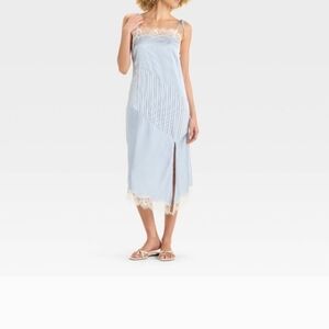 Women's Blue Lace Trim Nightgown